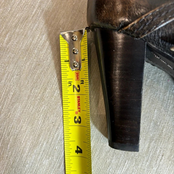 FRYE Sz 6 Miranda Mary Jane Almond Toe Heeled Smooth Leather Distressed Shoes - Picture 8 of 10